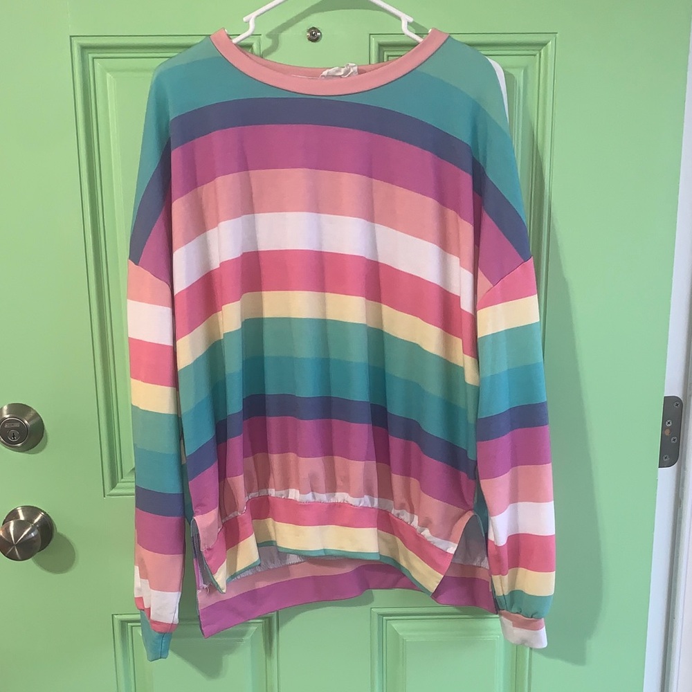 Fantastic Fawn Long Sleeve Top - Women’s size Small